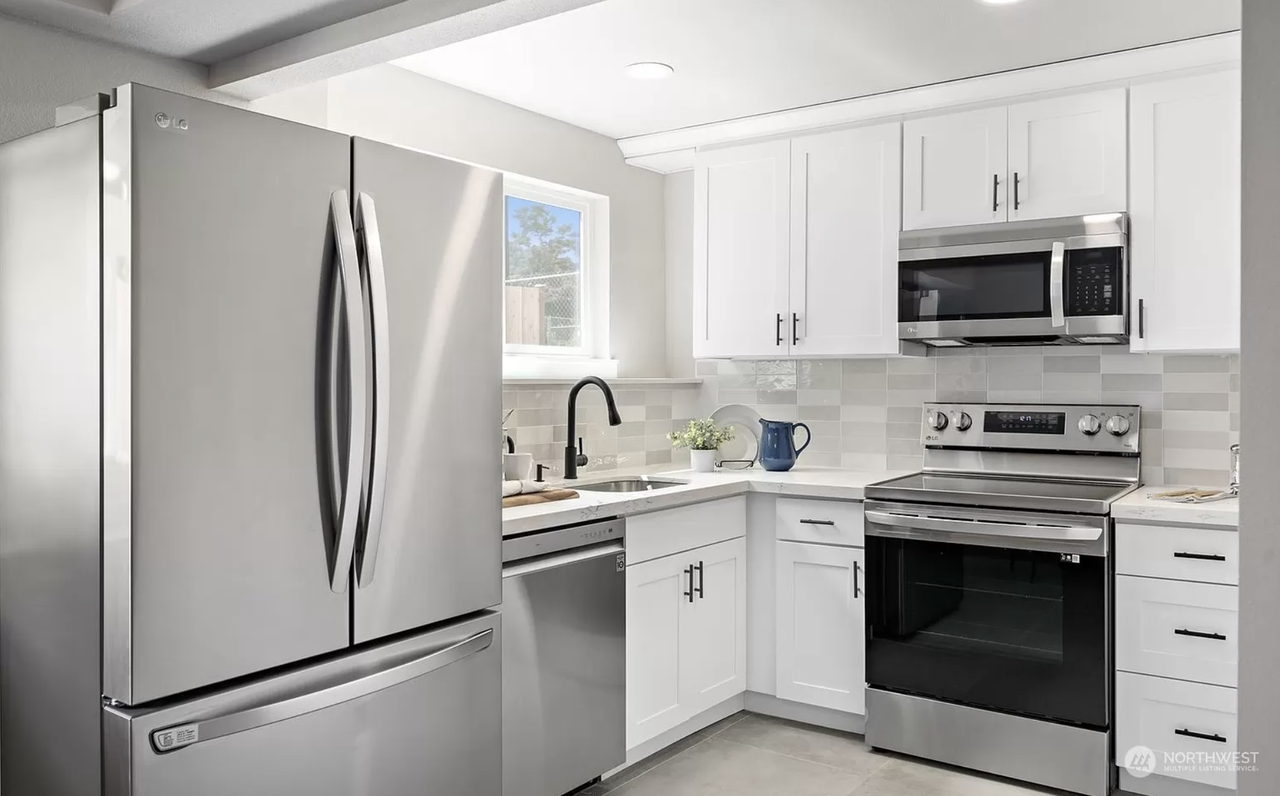 2645 South Morgan Street - Photo 2 of 7