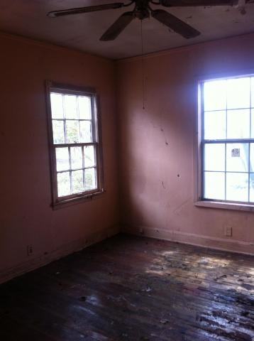 802 Cannon St - Photo 3 of 7