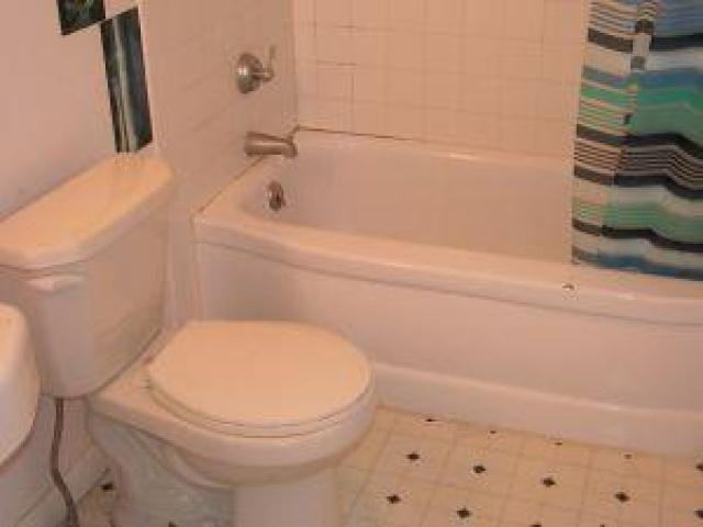 129 S Kearsarge St - Photo 3 of 16