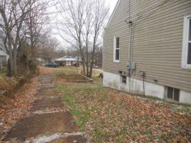540 N Hope St - Photo 3 of 28