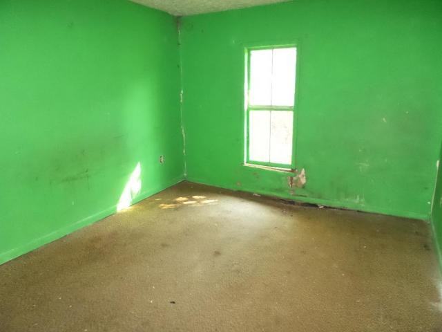 148 N Donnie Lewis Ln - Photo 2 of 7