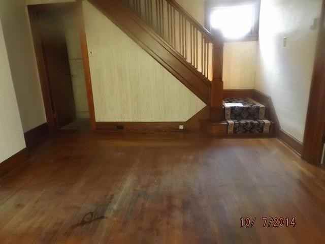 130 Lincoln St - Photo 3 of 18