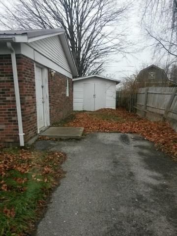 211 Ohio Ave - Photo 2 of 22