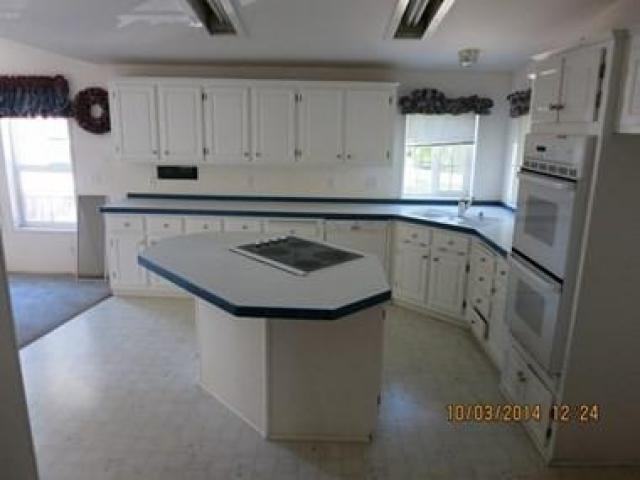 32811 NE Fuller Rd - Photo 2 of 39