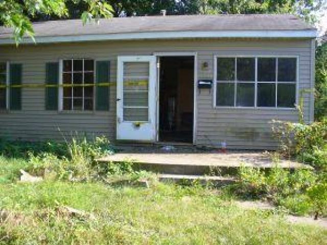 1037 National Dr - Photo 2 of 2