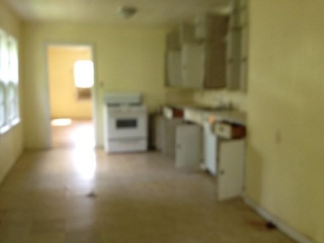 528 Mississippi Ave - Photo 3 of 16