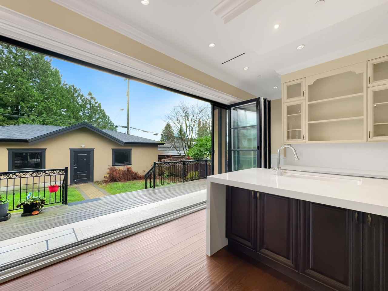 2216 West 21st Avenue - Photo 3 of 21