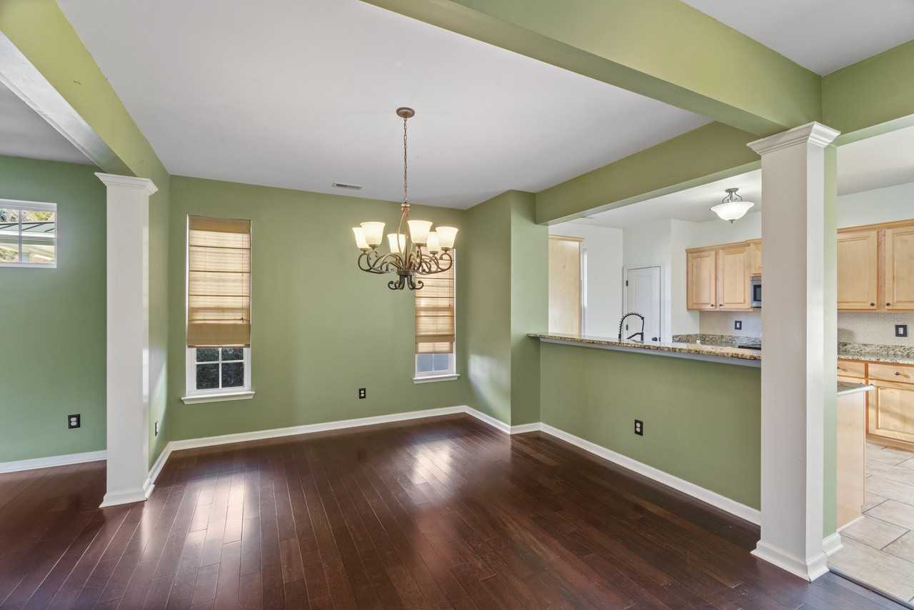 1975 Rockwood Dr #1 - Photo 5 of 31