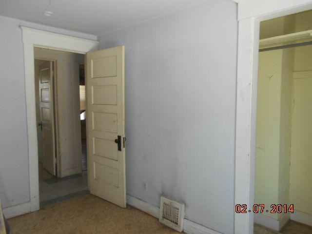 13744 Fenelon St - Photo 2 of 11