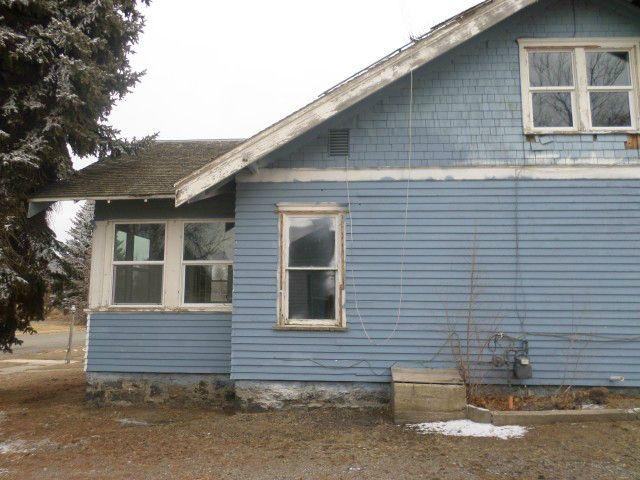 311 W D St - Photo 3 of 7