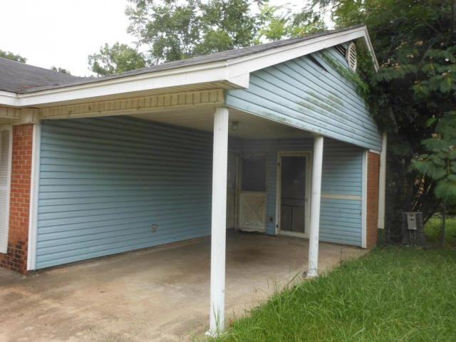 1125 Barnes Ave - Photo 3 of 5