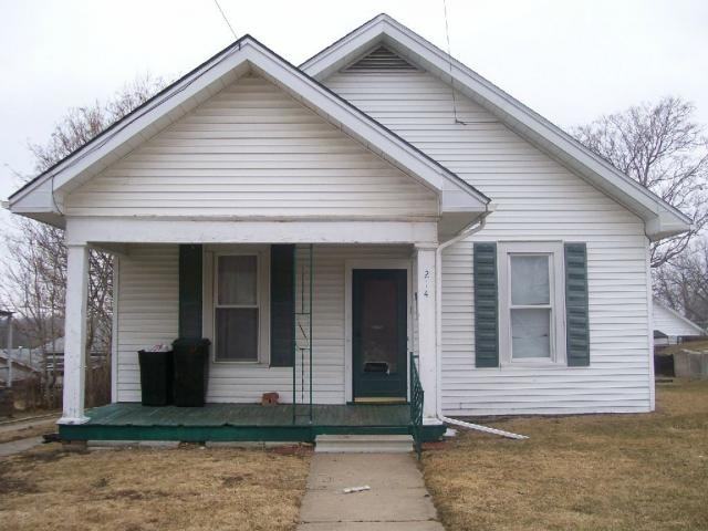 214 S Main St - Photo 2 of 2