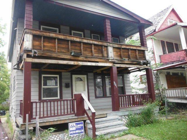 9521 Mt Auburn Ave - Photo 3 of 13