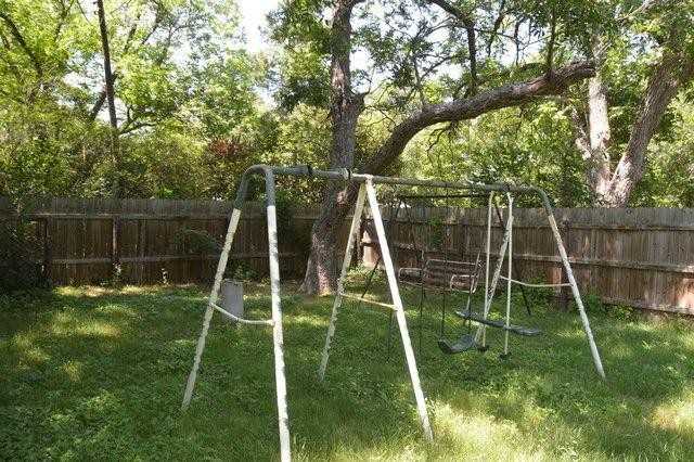 203 Country Club Rd - Photo 3 of 35