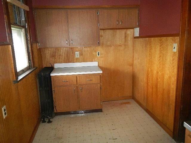 1014 Lower Meadow Ave - Photo 3 of 12