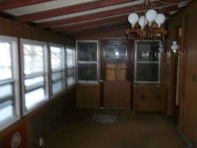 313 N Mingo St - Photo 2 of 8