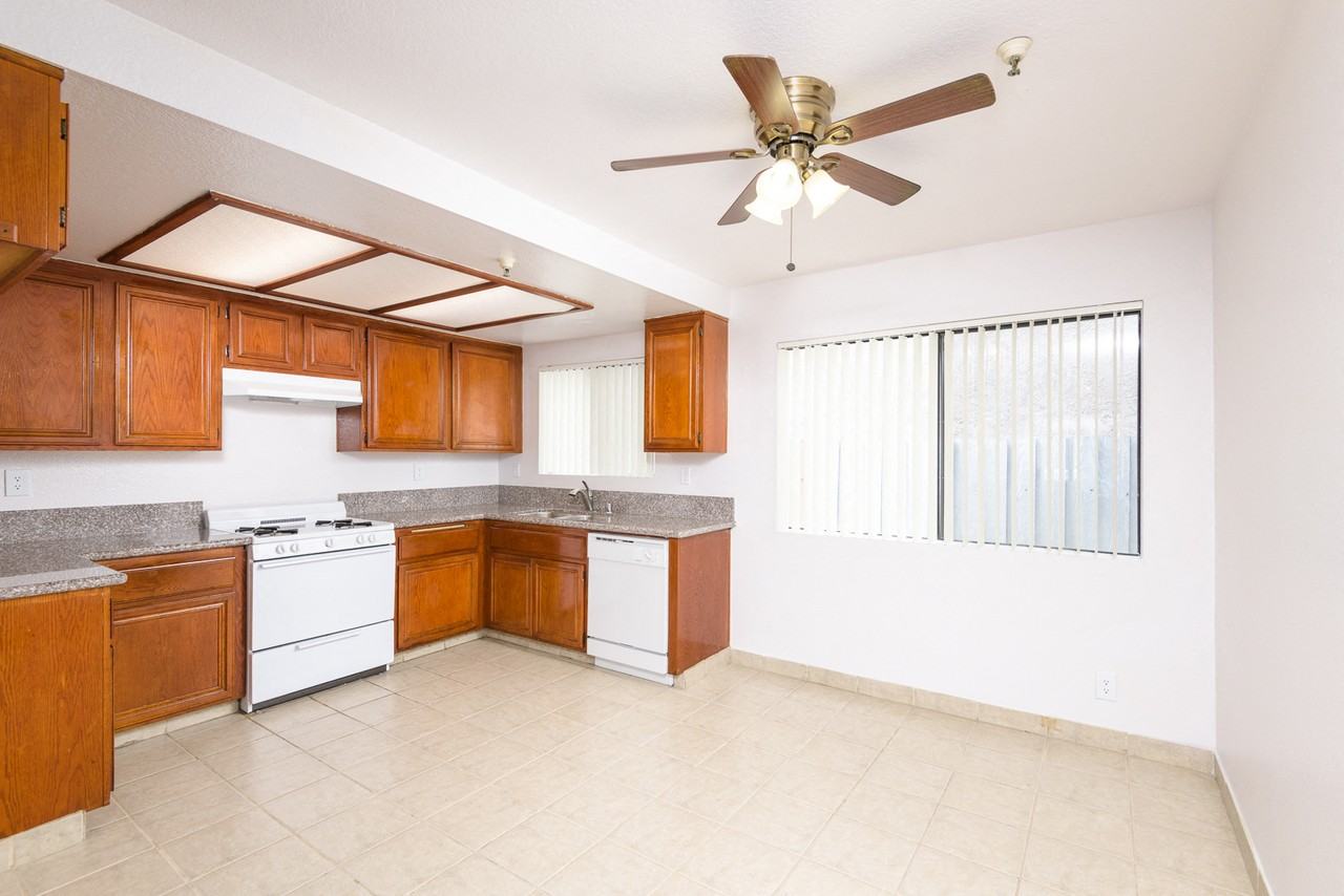 Freeman Estates - Photo 5 of 13