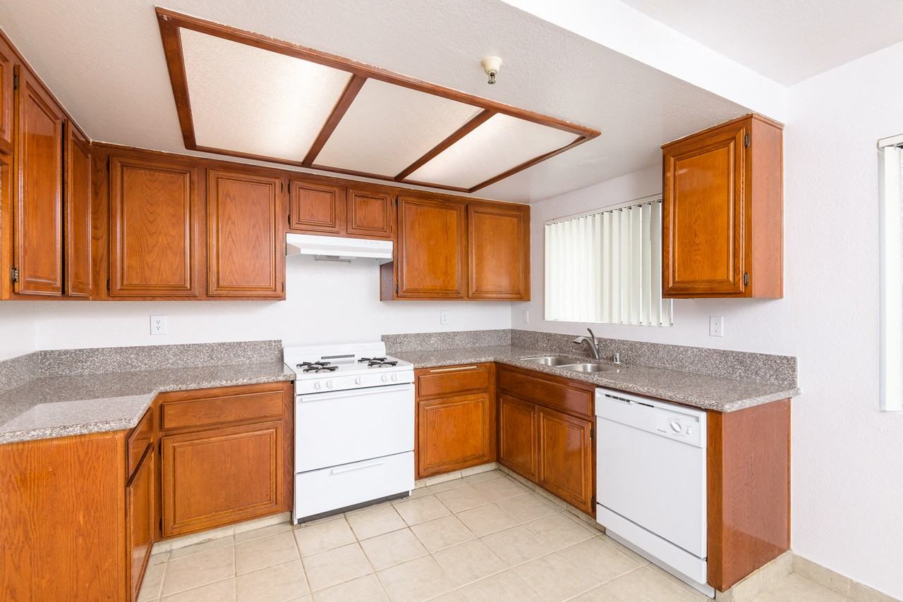 Freeman Estates - Photo 6 of 13