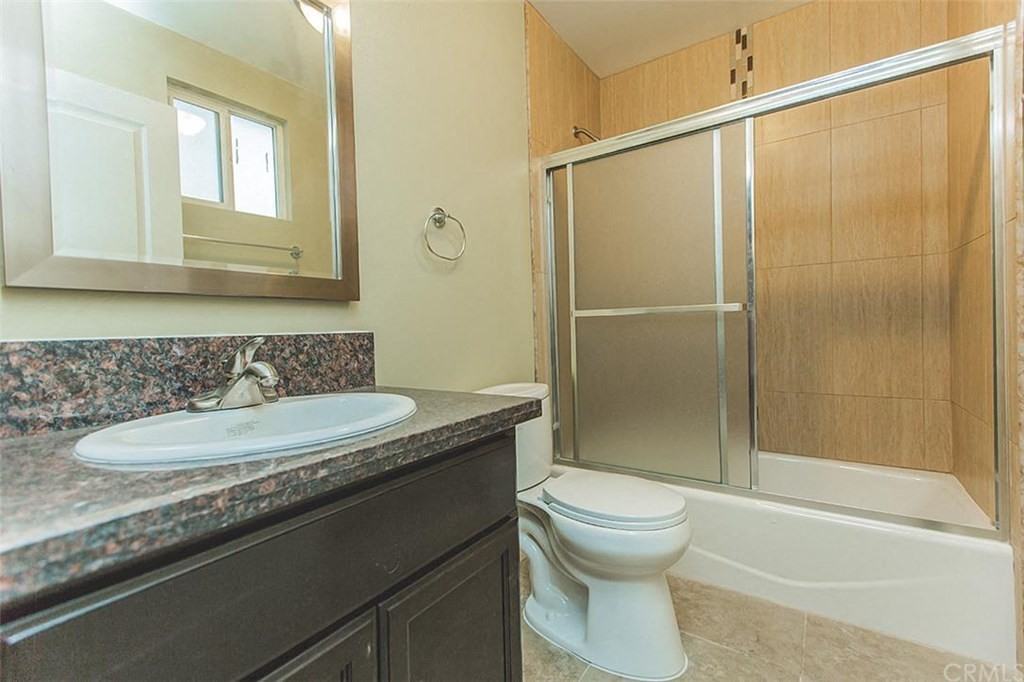 822-824 E. 75th St. - Photo 7 of 29