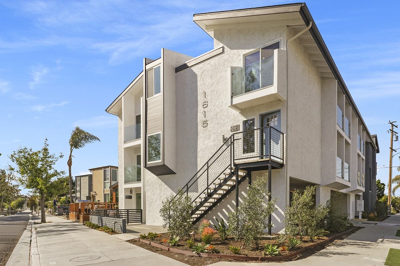 1615 Electric Ave. - Photo 3 of 5