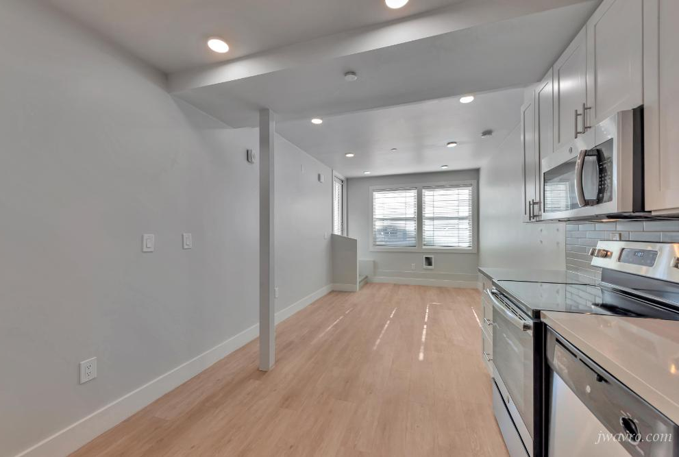 8th Avenue & Judah Street - Photo 4 of 14