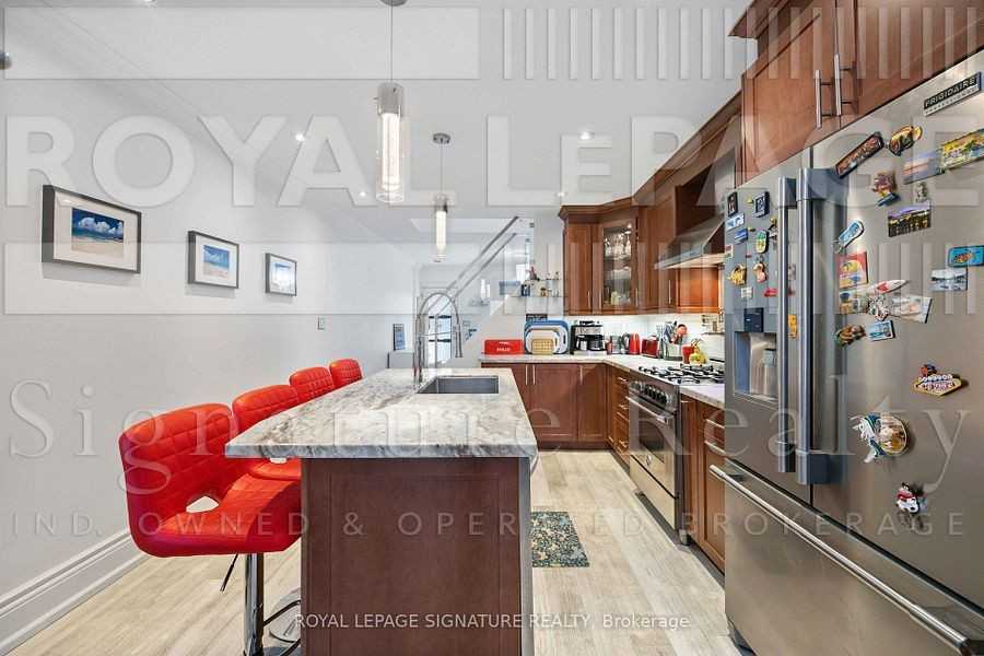 118 Wheeler Avenue - Photo 3 of 21