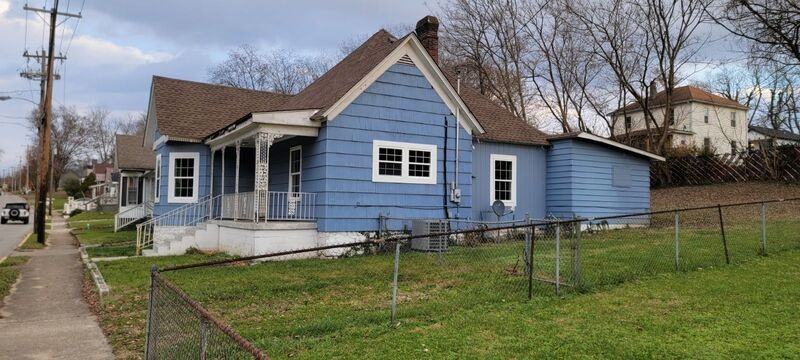 113 Bourne Avenue - Photo 4 of 14