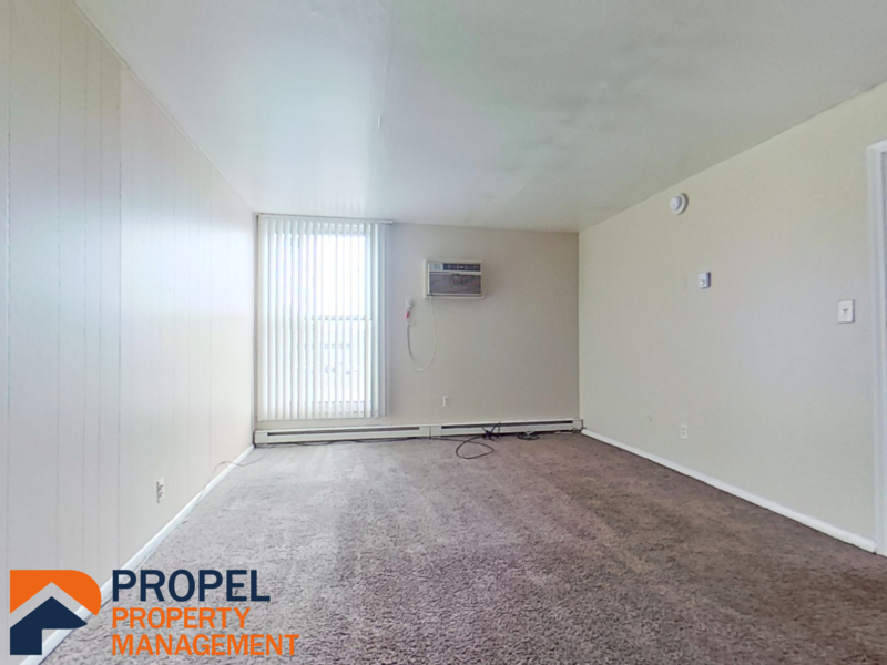 33402 Michigan Ave - Photo 3 of 7