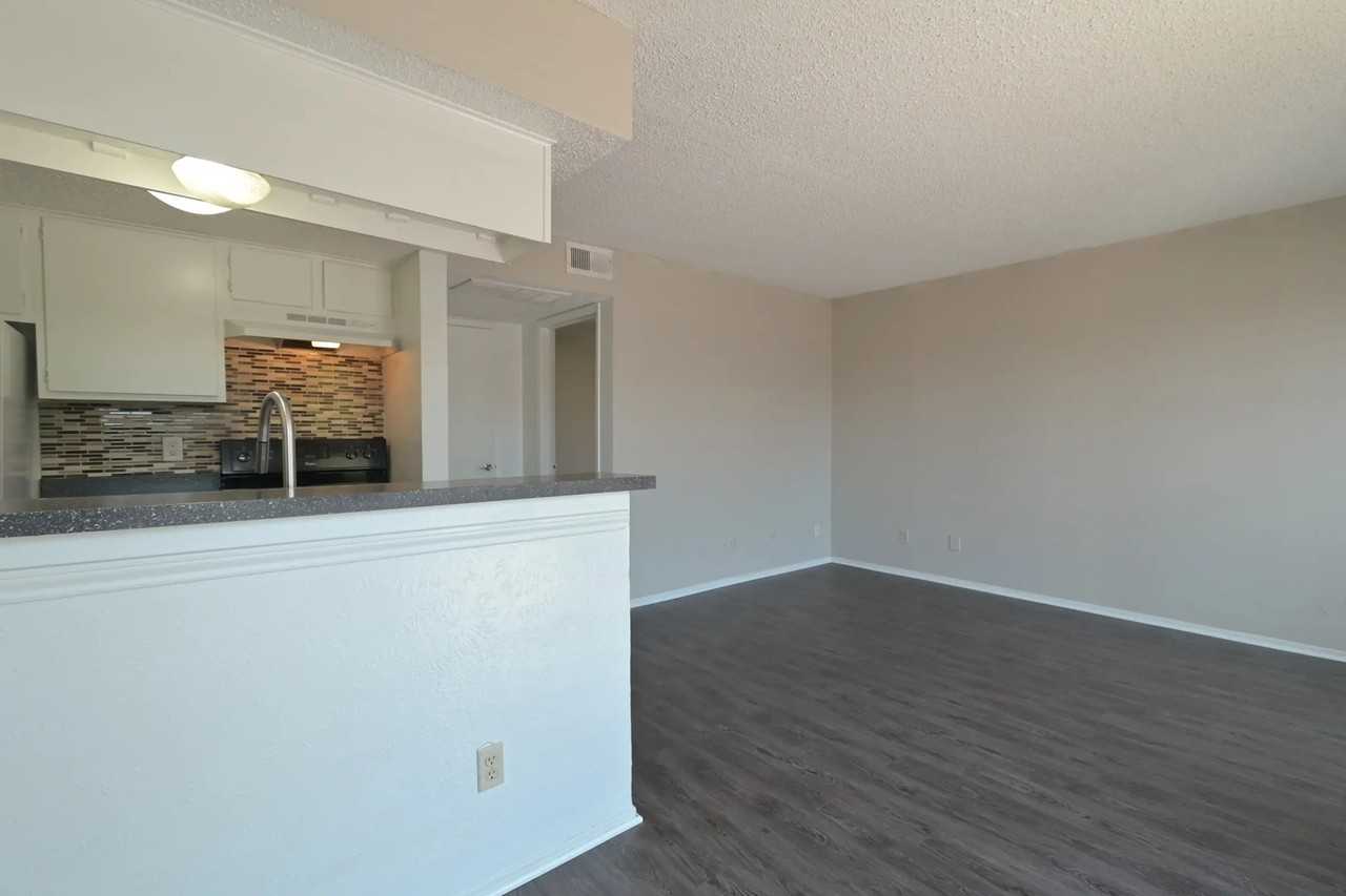 Cedar Point Apartments - Photo 2 of 29