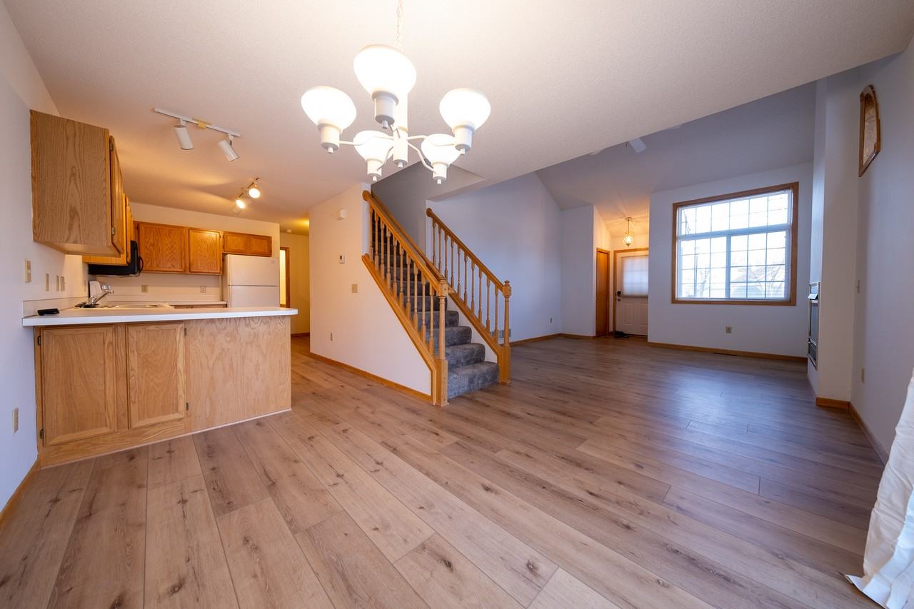 1896 Sapphire Pt #1 - Photo 6 of 18