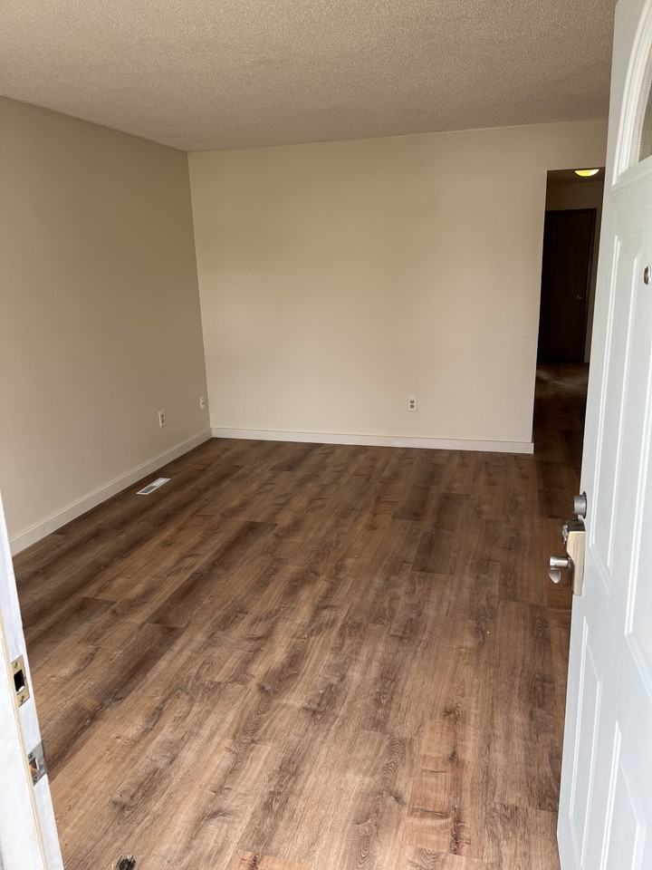 616 Ne 6th St #NA - Photo 3 of 18