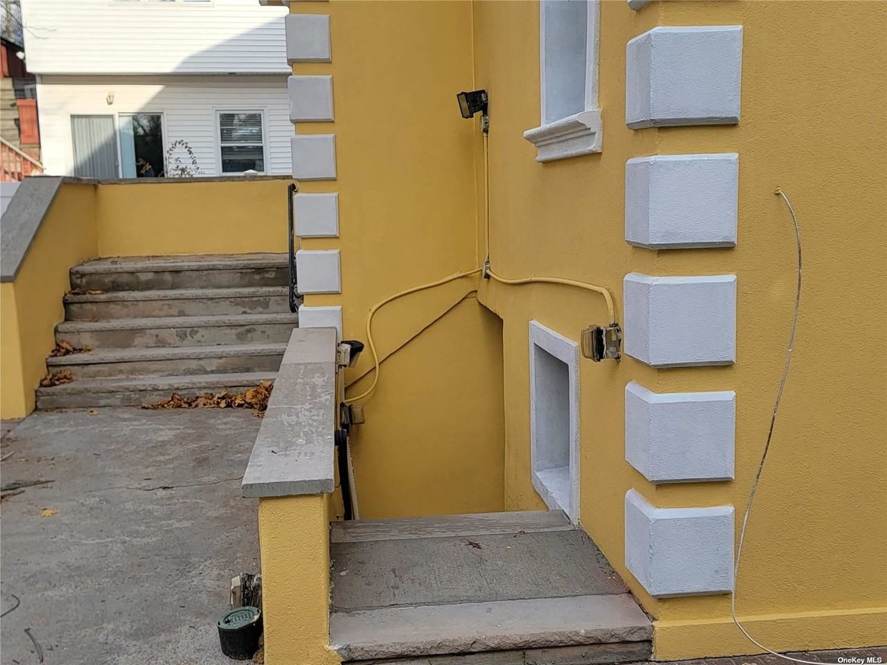 1278 Sturlane Pl #NA - Photo 2 of 20