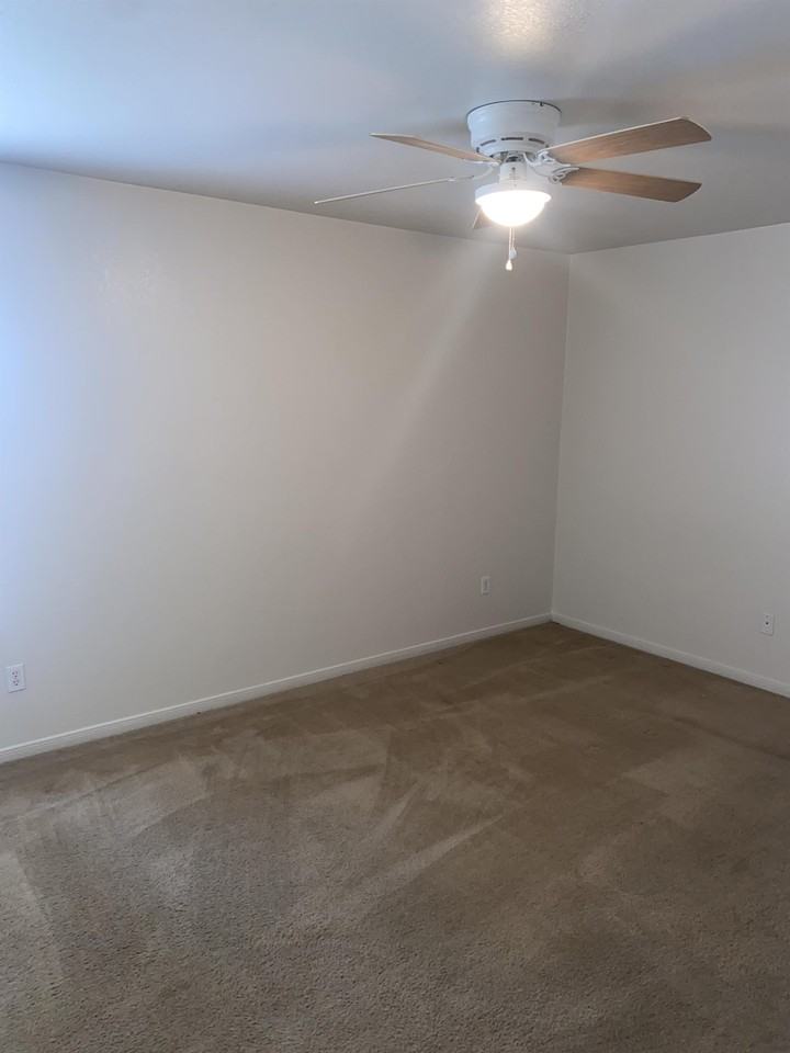 511 Manhattan Dr #A - Photo 7 of 9