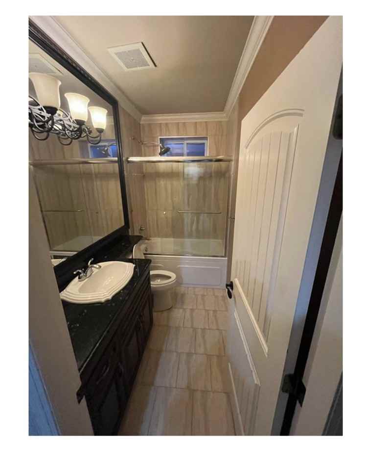 7211 149A Street - Photo 3 of 3