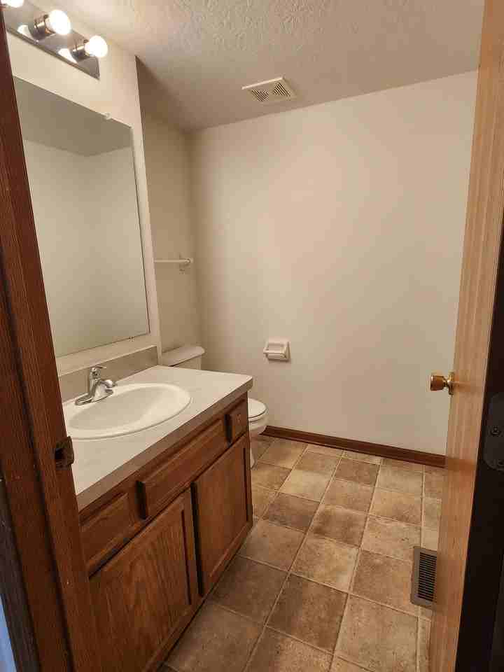 242 Richards Dr #1 - Photo 6 of 11