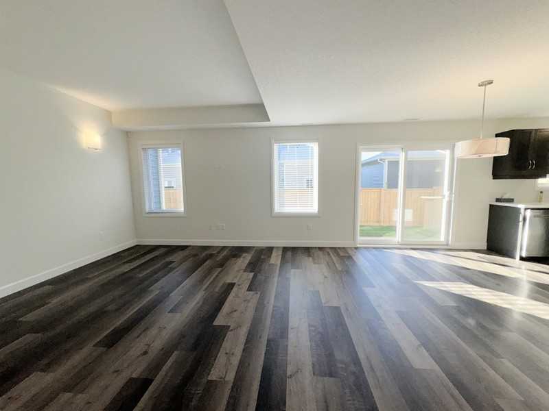 8A Shores Lane - Photo 3 of 31