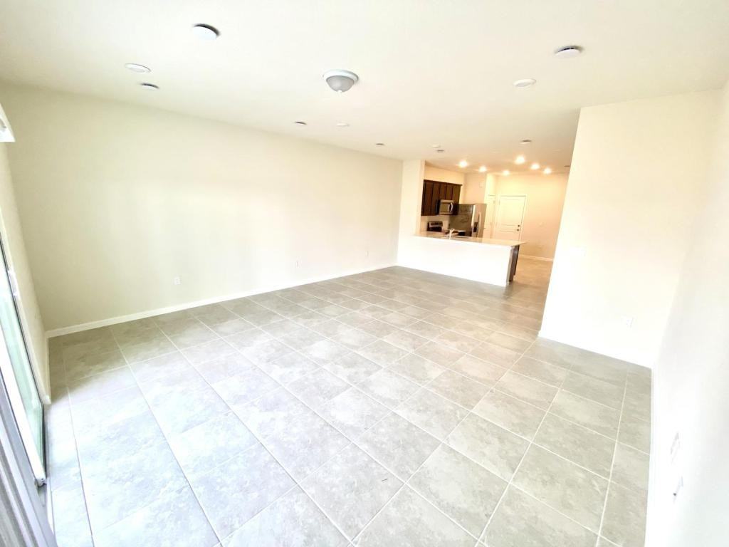 2843 Stunning Ave - Photo 7 of 21