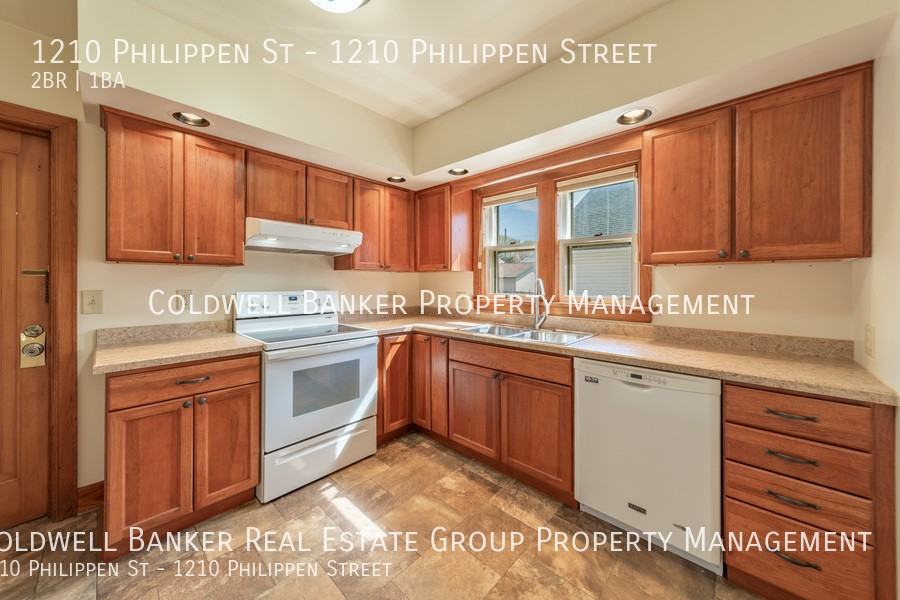 1210 Philippen Street - Photo 3 of 18