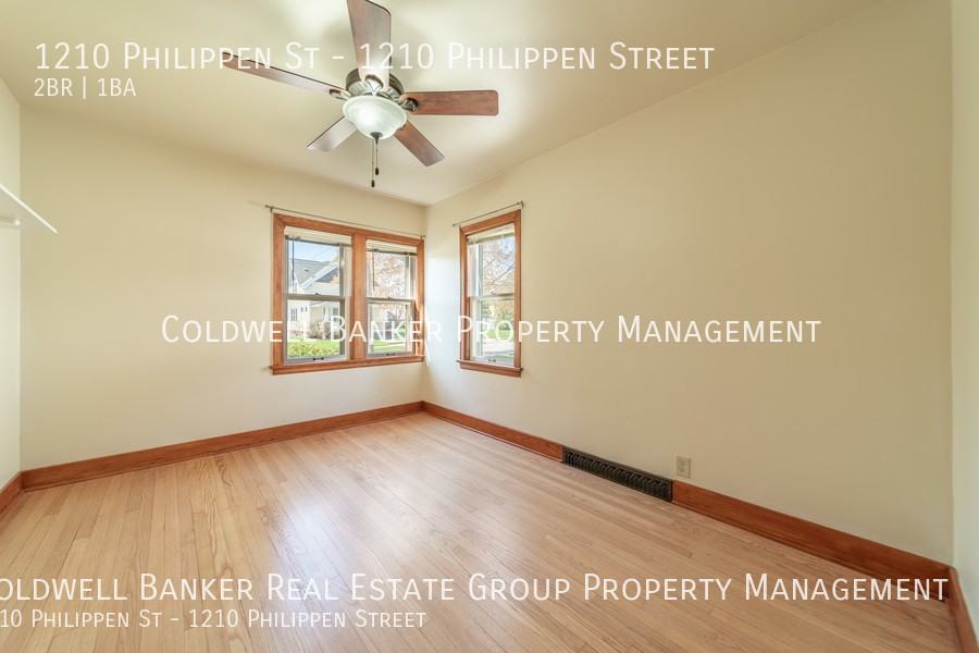 1210 Philippen Street - Photo 6 of 18