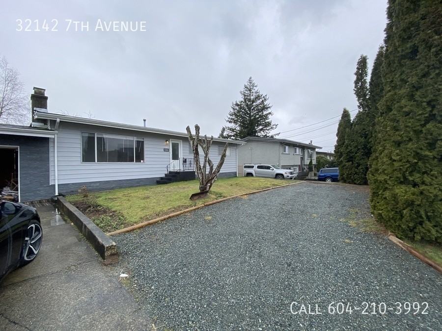 32142 7th Ave - Photo 2 of 17