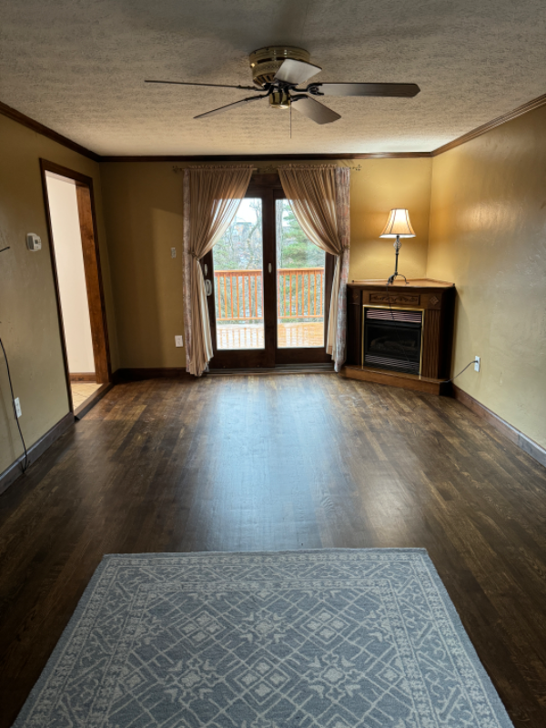 3026 Willett Rd - Photo 2 of 27