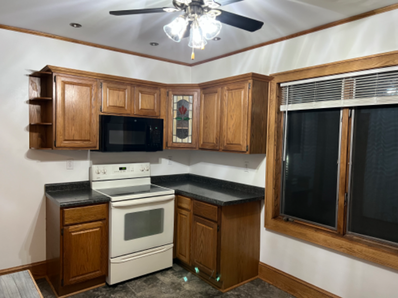 4913 N 126th St - Photo 3 of 4