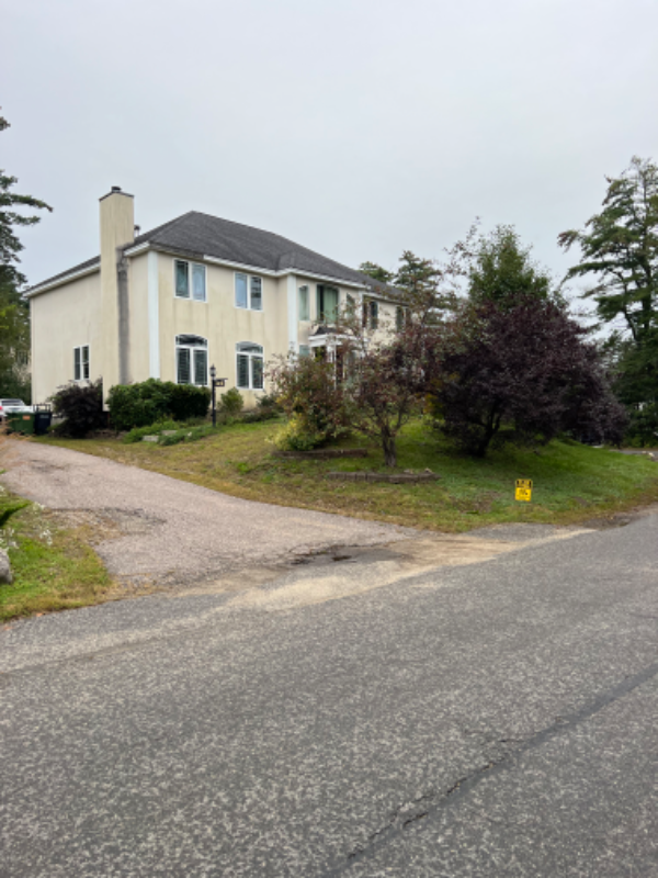 292 Shore Dr - Photo 2 of 15