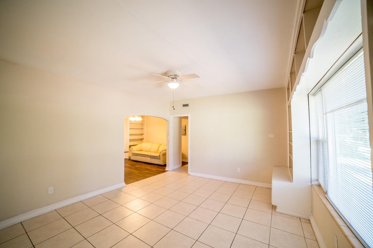 1079 Southwest 11th Terrace #41 - Photo 4 of 24