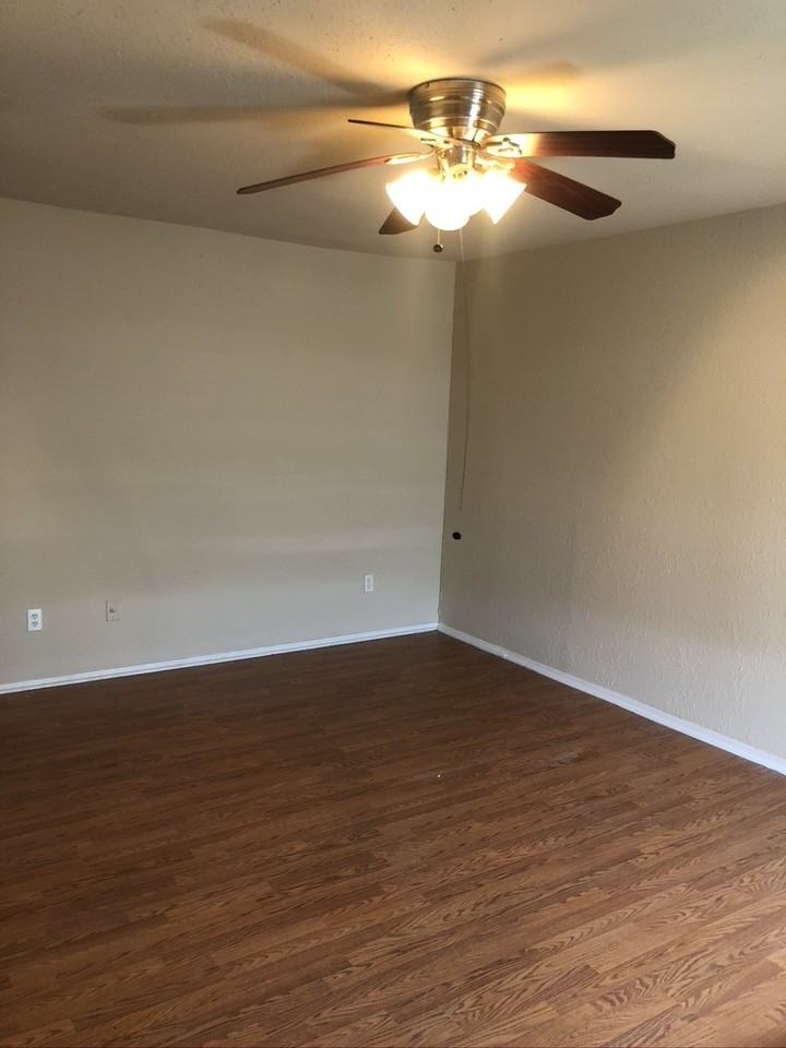 Ocean View Apts. - Photo 6 of 23