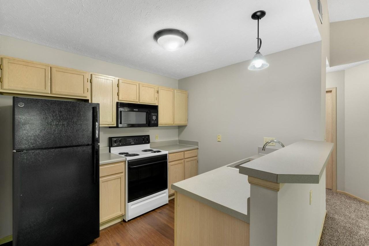 Columbia Woods Apartments - Photo 3 of 50