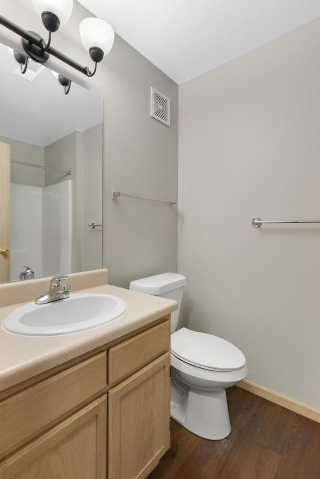 Columbia Woods Apartments - Photo 7 of 50