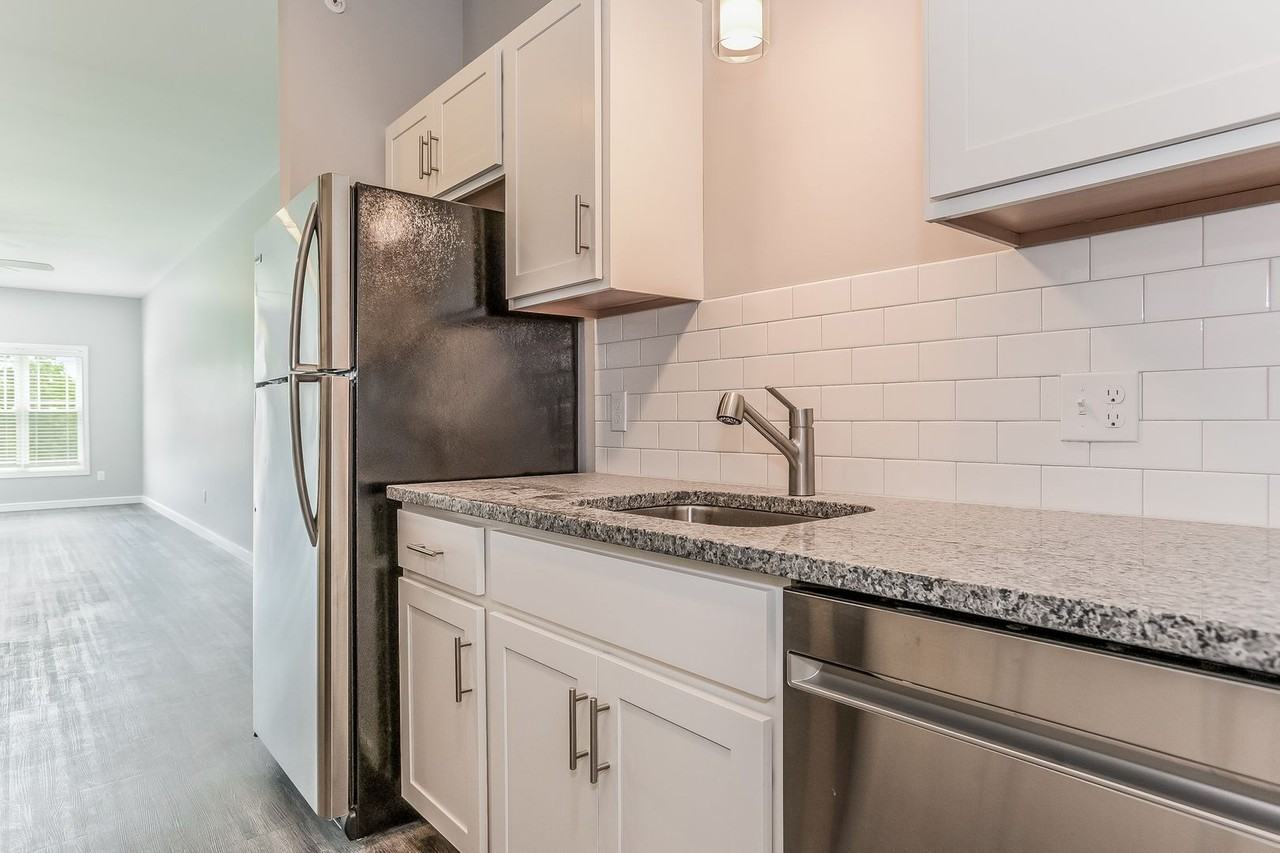 Westledge Apartments - Photo 4 of 50