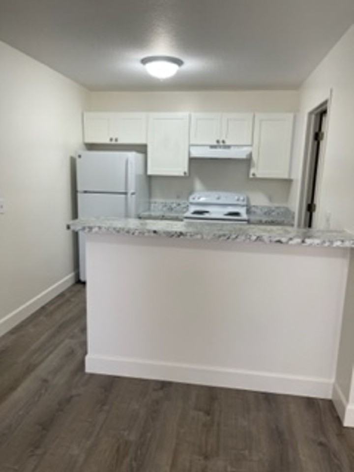 Woodfield Apartments - Photo 3 of 9