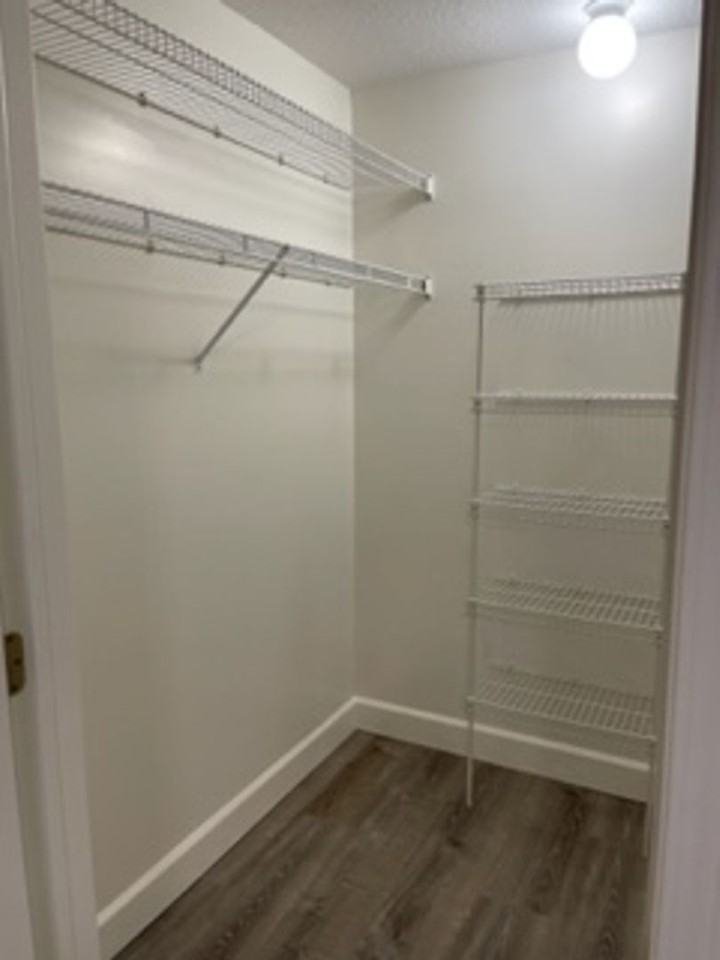 Woodfield Apartments - Photo 5 of 9